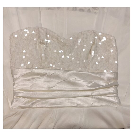 ❄️✨ Holiday-Ready Strapless High-Low Dress – B. Darling – Junior 3/4 (NWOT) - Picture 4 of 5